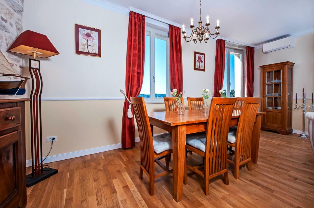 Adriatic Royal Sea View Apartment Rovinj Bagian luar foto