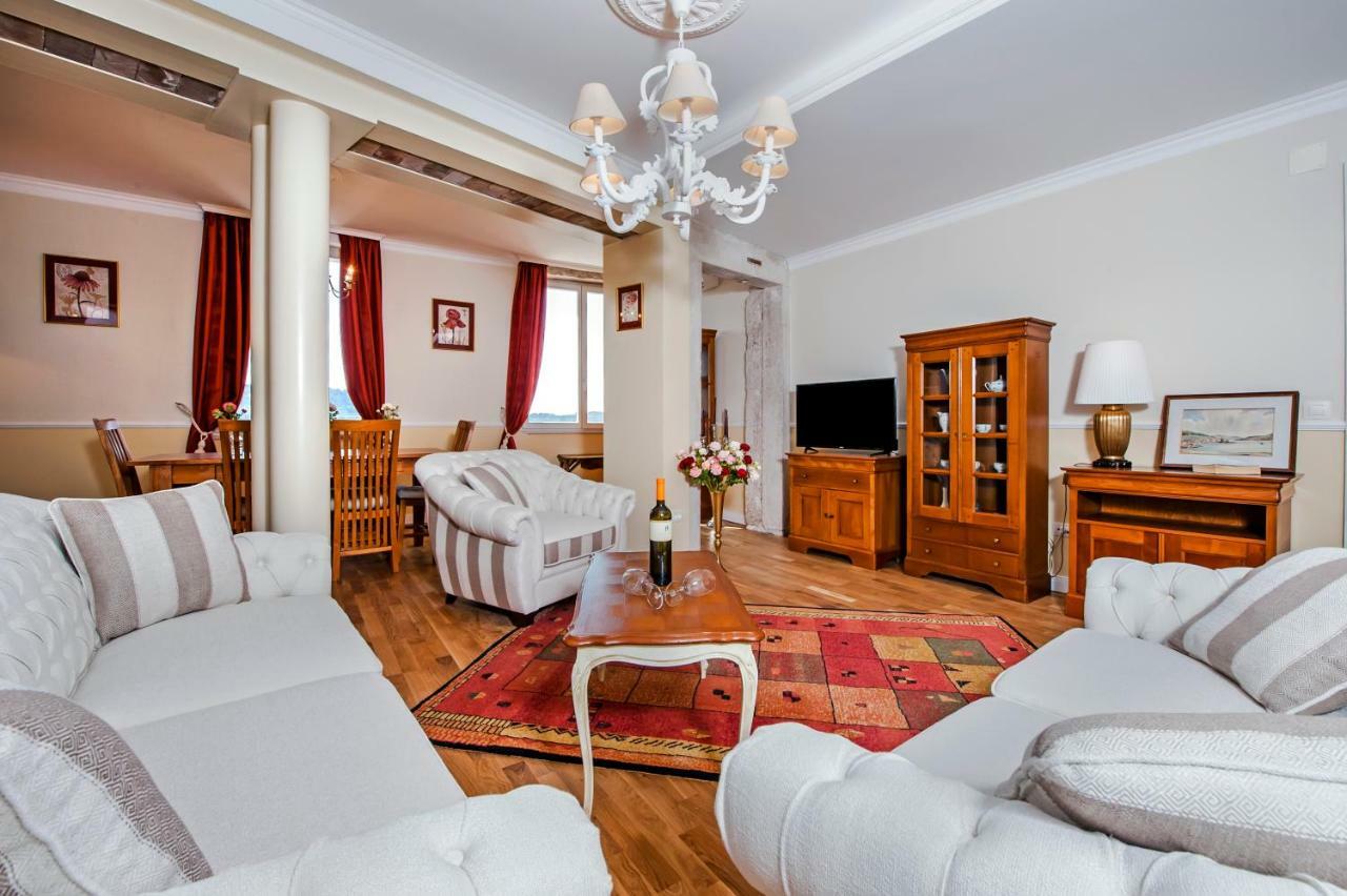 Adriatic Royal Sea View Apartment Rovinj Bagian luar foto