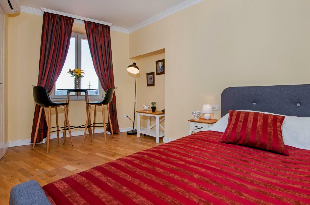 Adriatic Royal Sea View Apartment Rovinj Bagian luar foto